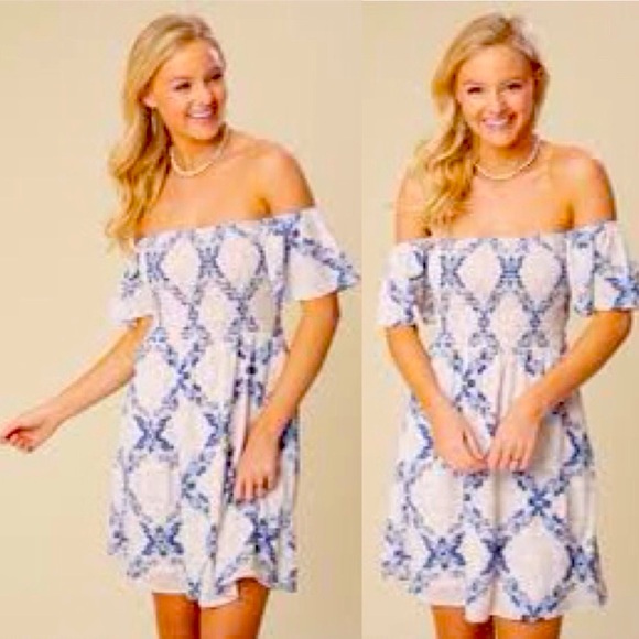 Altar'd State Dresses & Skirts - Altar’d State Floral Off-Shoulder Dress